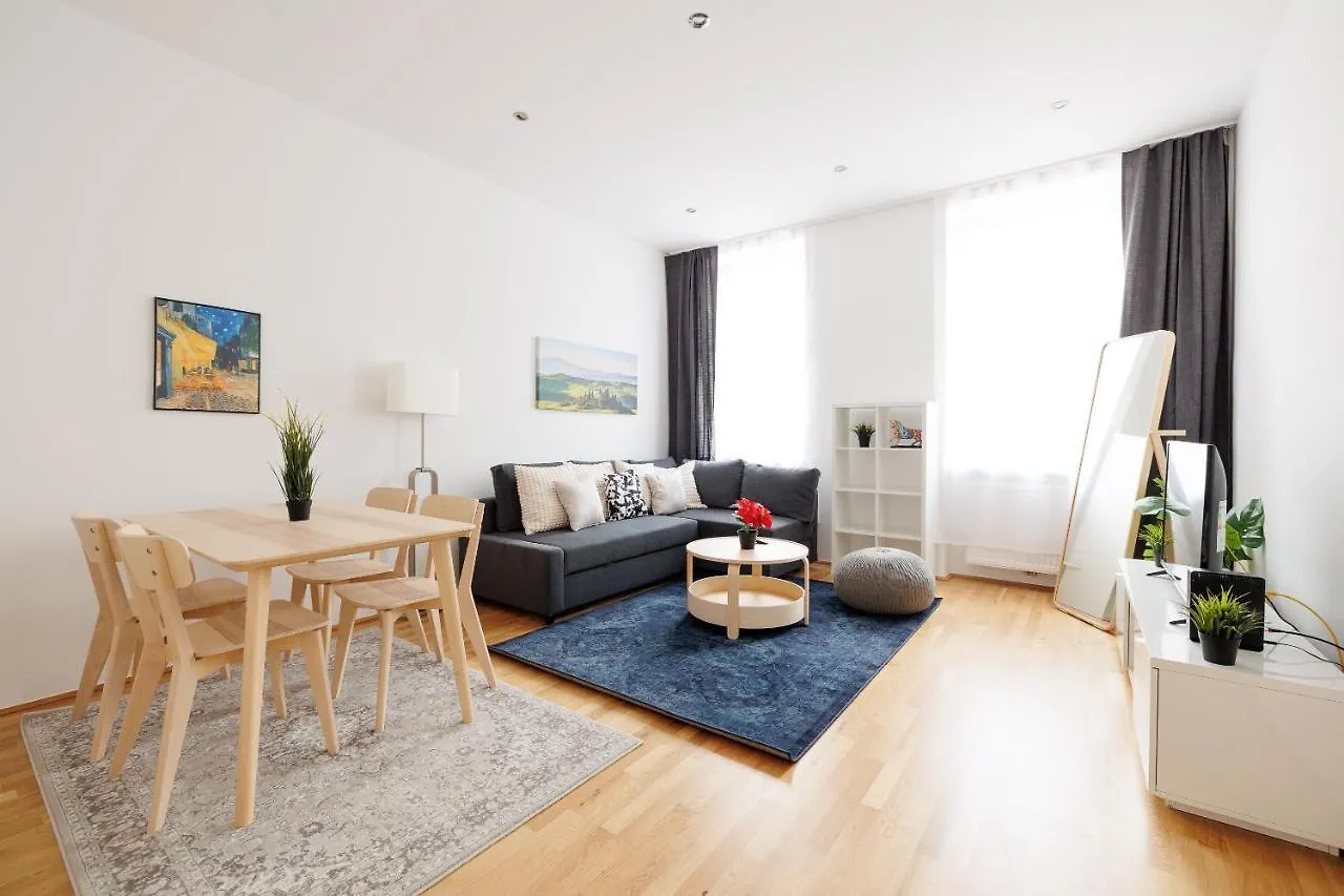 Charming Apartment Near Center Vienna Austria