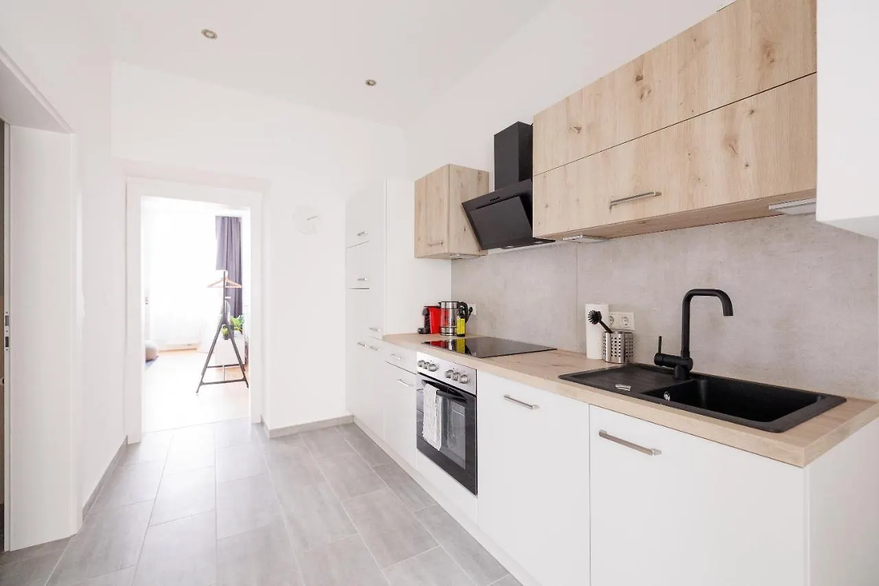 Charming Apartment Near Center Vienna Austria